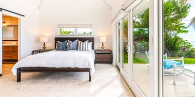 Luxury Villa Photo #26