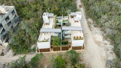 Luxury Villa Photo #40
