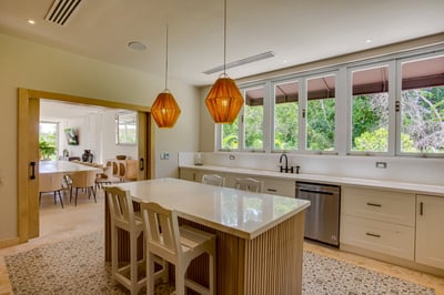 Luxury Villa Photo #12