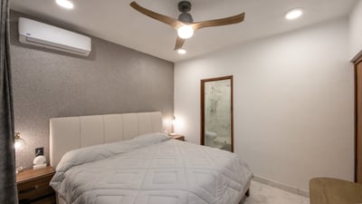 Luxury Villa Photo #42