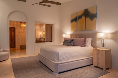 Luxury Villa Photo #28