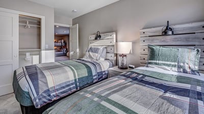 Twin bedroom on lower level