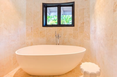 Luxury Villa Photo #44
