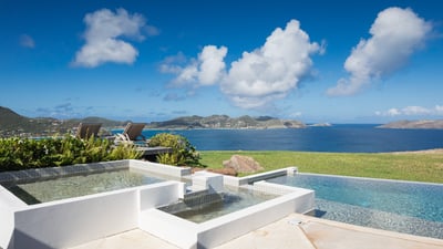 Luxury Villa Photo #6