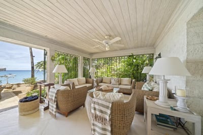 Luxury Villa Photo #15
