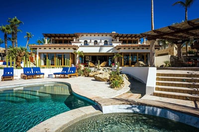 Luxury Villa Photo #4