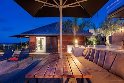 Luxury Villa Photo #15