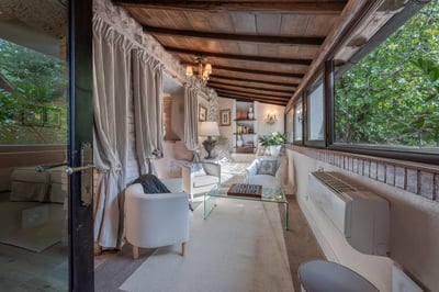 Luxury Villa Photo #33