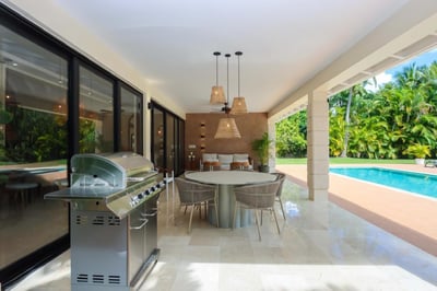 Casa Ottanta - 5-Bed Family Villa, Pool & Jacuzzi