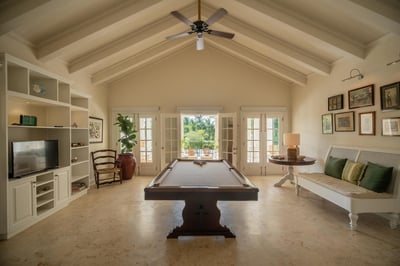 Luxury Villa Photo #28