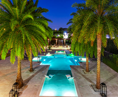 Luxury Villa Photo #4