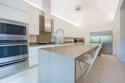 Luxury Villa Photo #26