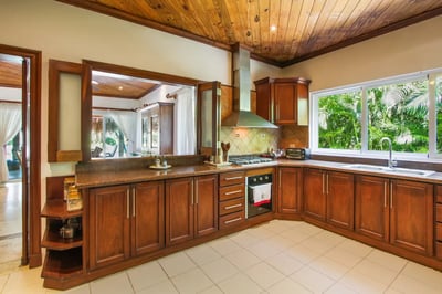 Luxury Villa Photo #18