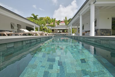Luxury Villa Photo #9