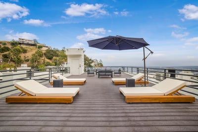 Luxury Villa Photo #5