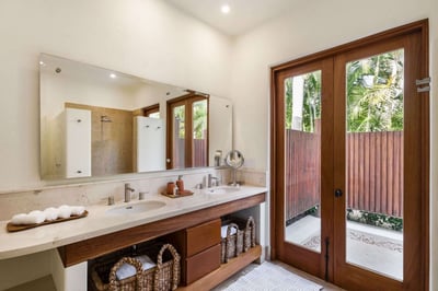 Luxury Villa Photo #29