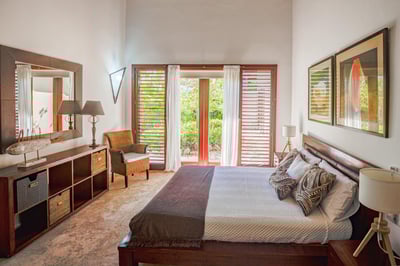 Luxury Villa Photo #19