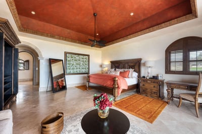Luxury Villa Photo #68