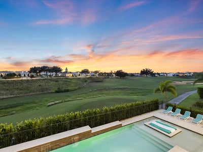 Luxury Villa Photo #7