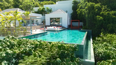 Luxury Villa Photo #6