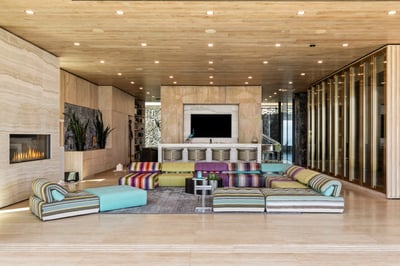 Luxury Villa Photo #16