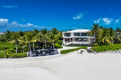 Villa Awa