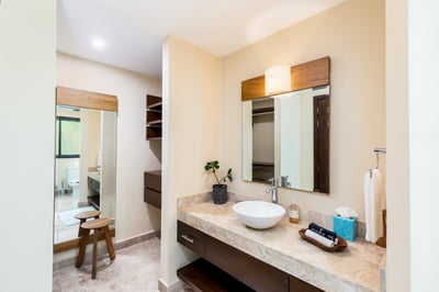 Luxury Villa Photo #49