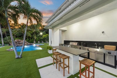 Luxury Villa Photo #19