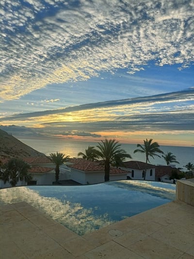 Luxury Villa Photo #5