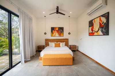 Main House – Primary 1: King Bed, AC & Private Terrace