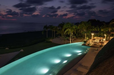 Luxury Villa Photo #5