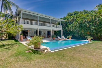 Luxury Villa Photo #5