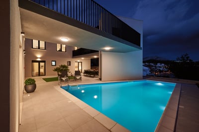 Luxury Villa Photo #4