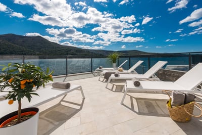 Luxury Villa Photo #13