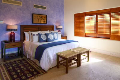 Luxury Villa Photo #15
