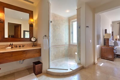 Luxury Villa Photo #15