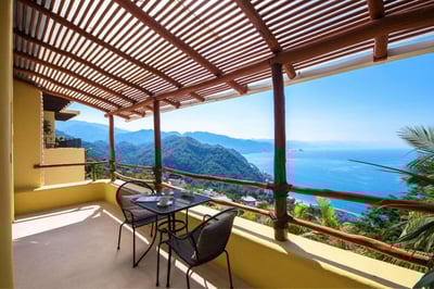 Luxury Villa Photo #8