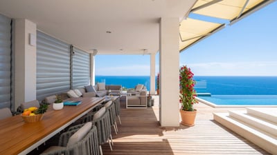 Luxury Villa Photo #27