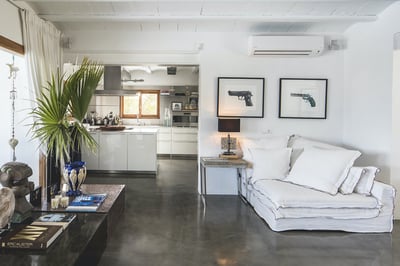 Luxury Villa Photo #19