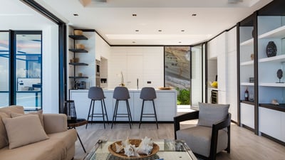 Luxury Villa Photo #23