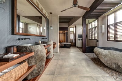 Luxury Villa Photo #50