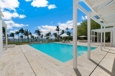 Luxury Villa Photo #5