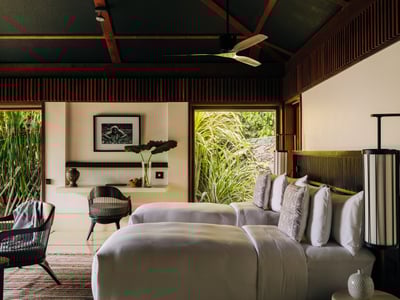 Luxury Villa Photo #24