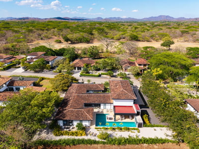 Luxury Villa Photo #52