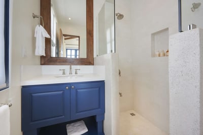 Luxury Villa Photo #34