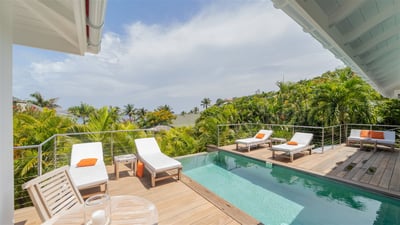Luxury Villa Photo #4