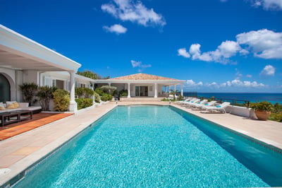 Luxury Villa Photo #3