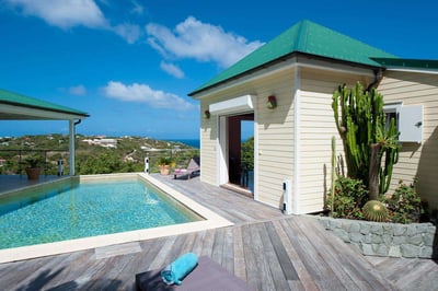 Luxury Villa Photo #3