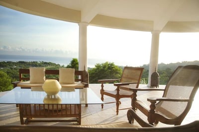 Luxury Villa Photo #4
