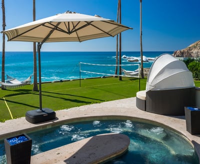 Luxury Villa Photo #8